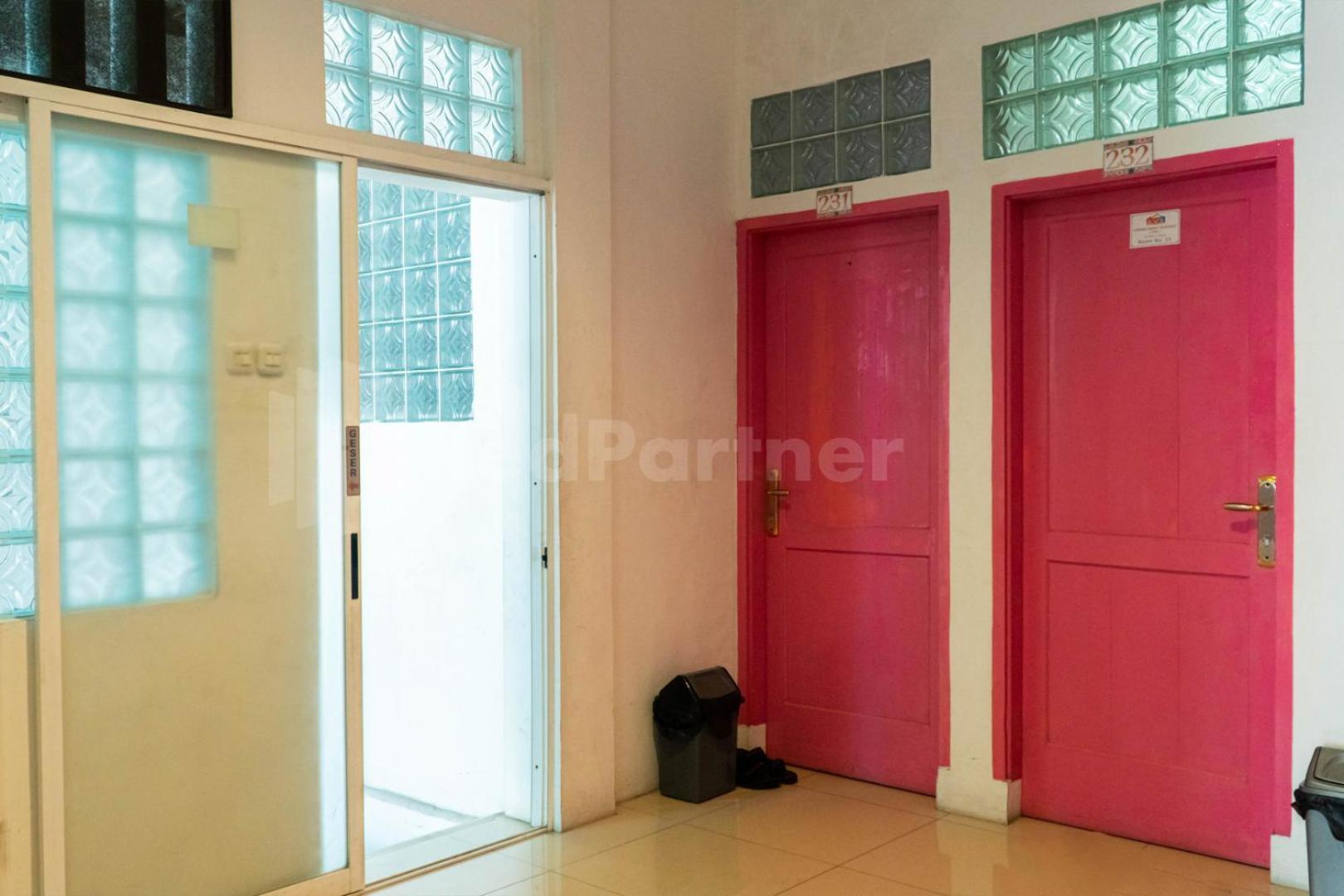 Asri Residence Near Jalan Iskandar Muda Medan Mitra Reddoorz Bagian luar foto