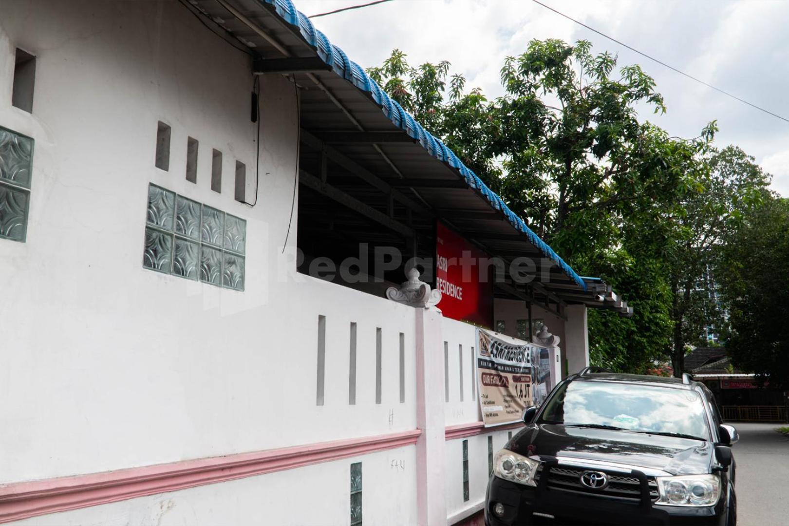Asri Residence Near Jalan Iskandar Muda Medan Mitra Reddoorz Bagian luar foto